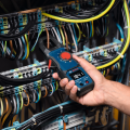 Testeur pince multimètre GMC 600-15 + MH 1 BOSCH