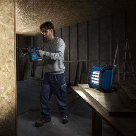 Projecteur de chantier GLI 18V-1500 BOSCH