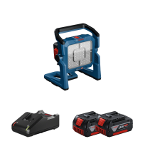 Projecteur de chantier GLI 18V-5000 + 2 batteries GBA 18V 4 Ah + 1 chargeur GAL 18V-40 BOSCH