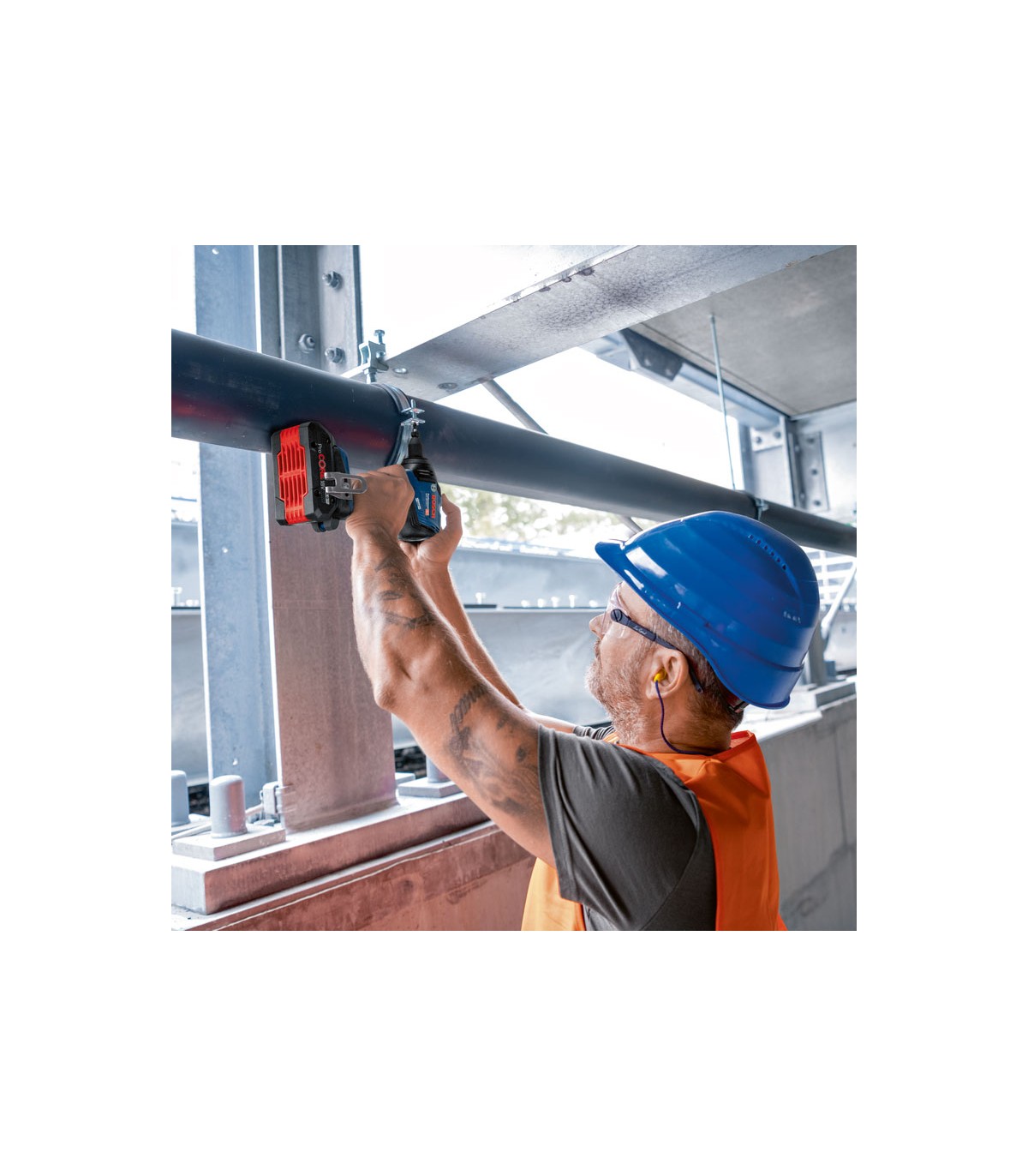 Boulonneuse GDS 18V-210 C + 1 batterie Procore 18V 4 Ah + 1 chargeur GAL 18V-40 BOSCH