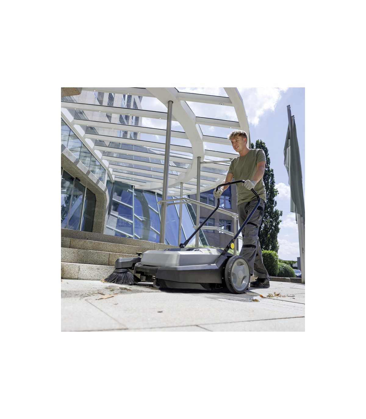 Balayeuse mécanique KM 70/20 C KARCHER