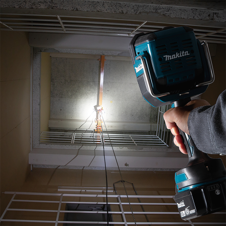 Lampe torche 14,4/18 V DEBDML812 MAKITA