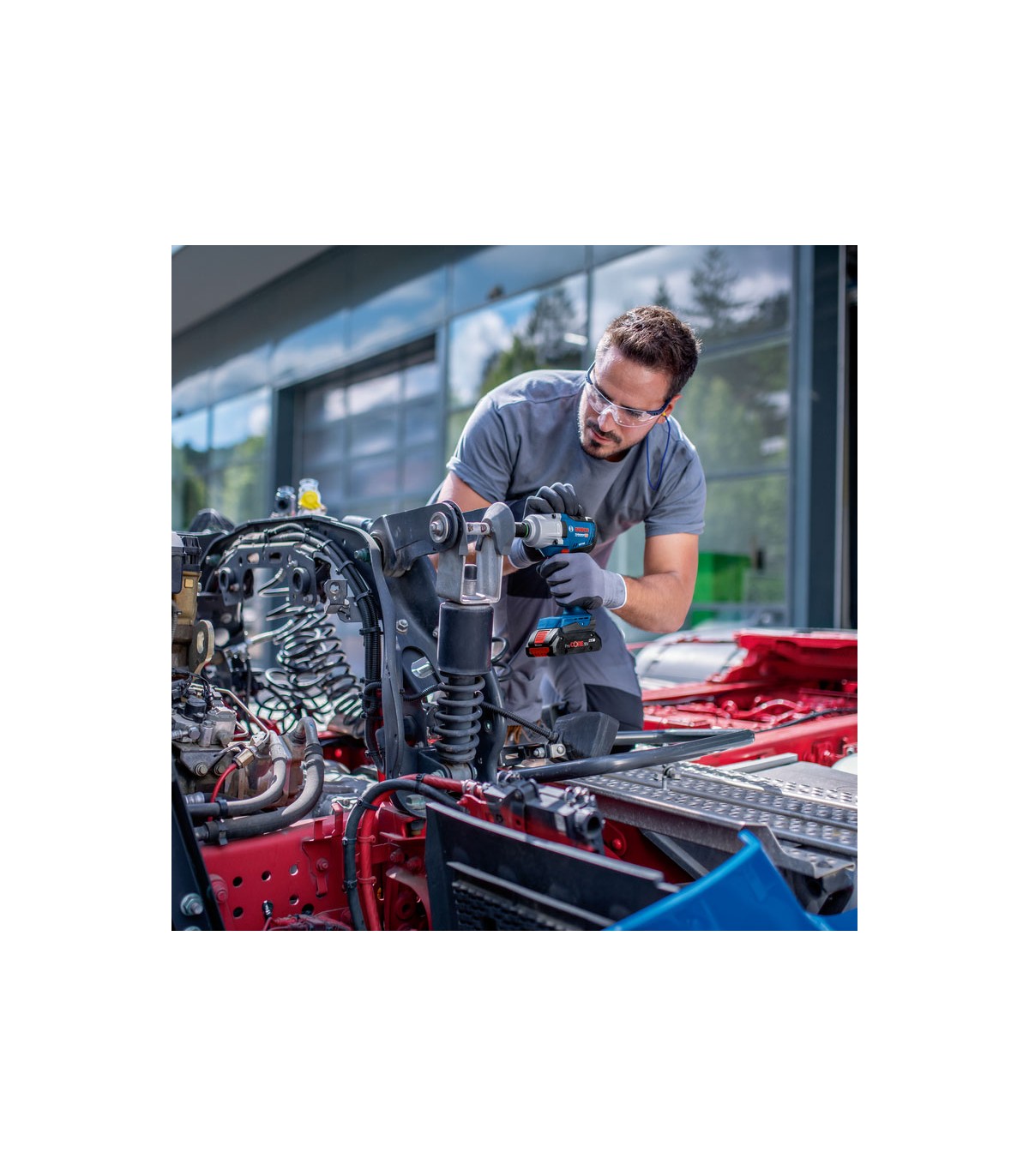 Boulonneuse GDS 18V-450 HC + 1 batterie ProCORE 18V 4 Ah + 1 chargeur GAL 18V-40 BOSCH