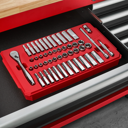 Coffret de 32 pièces clés et douilles à cliquet 3/8" PACKOUT MILWAUKEE