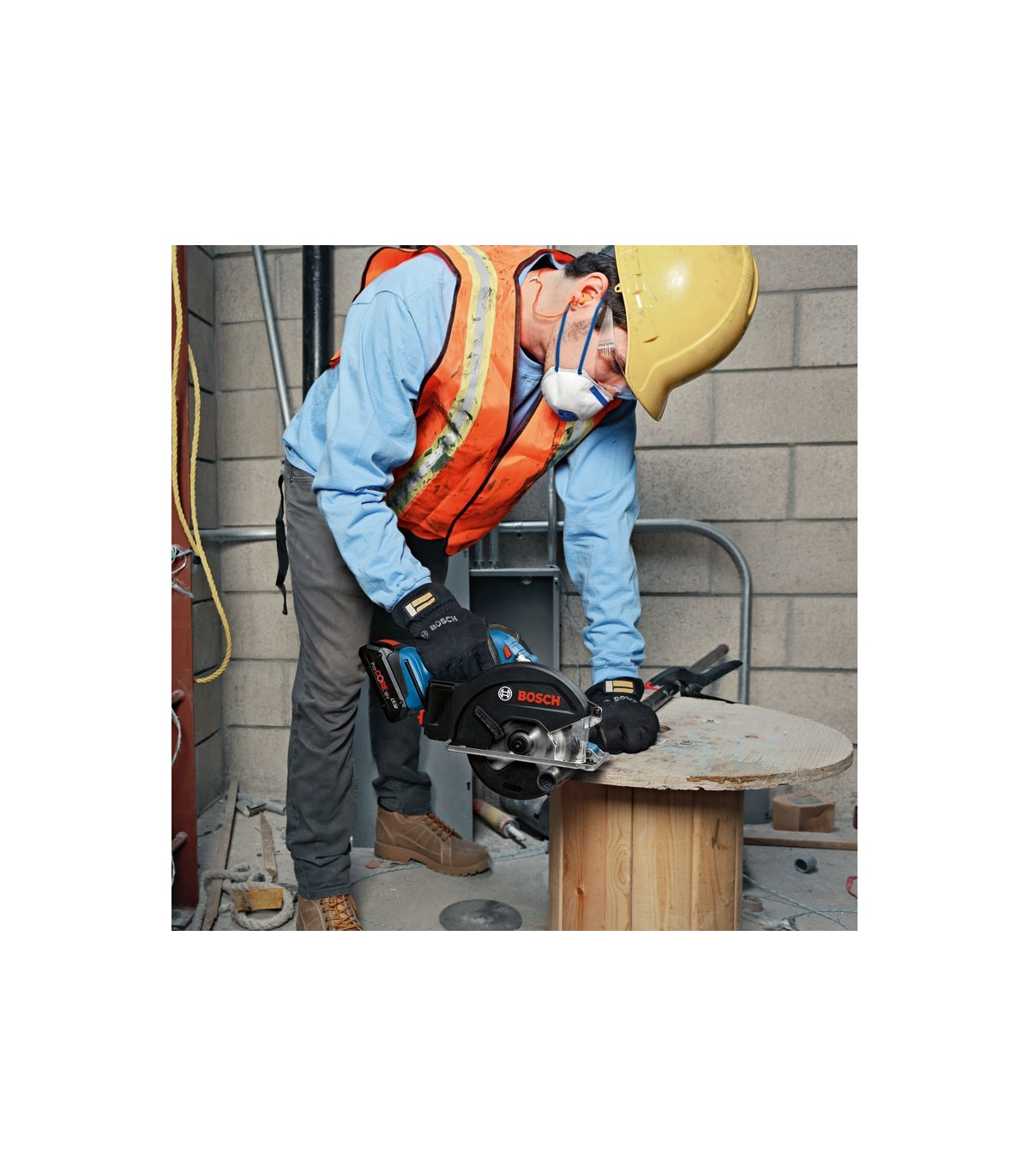 Scie circulaire GKM 18V-50 BOSCH