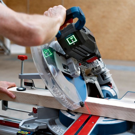 Scie à onglet radiale Ø305 mm GCM 18V-305 GDC BOSCH