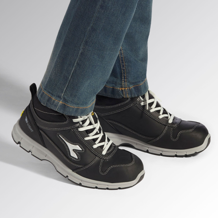 Chaussures de sécurité "RUN MID S3S FO SR ESD" DIADORA