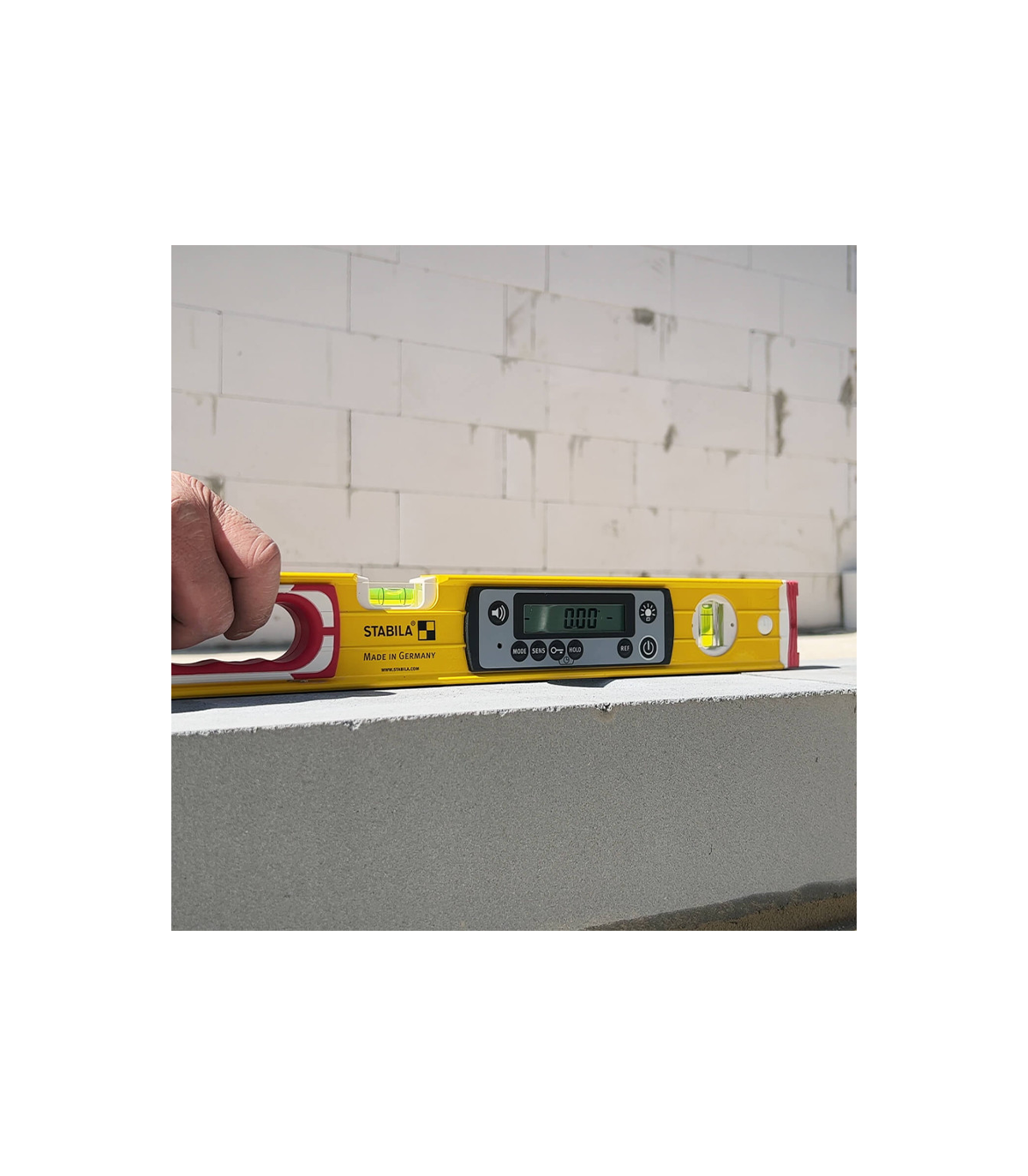 Niveau à bulle électronique TECH 196 DL 61cm STABILA