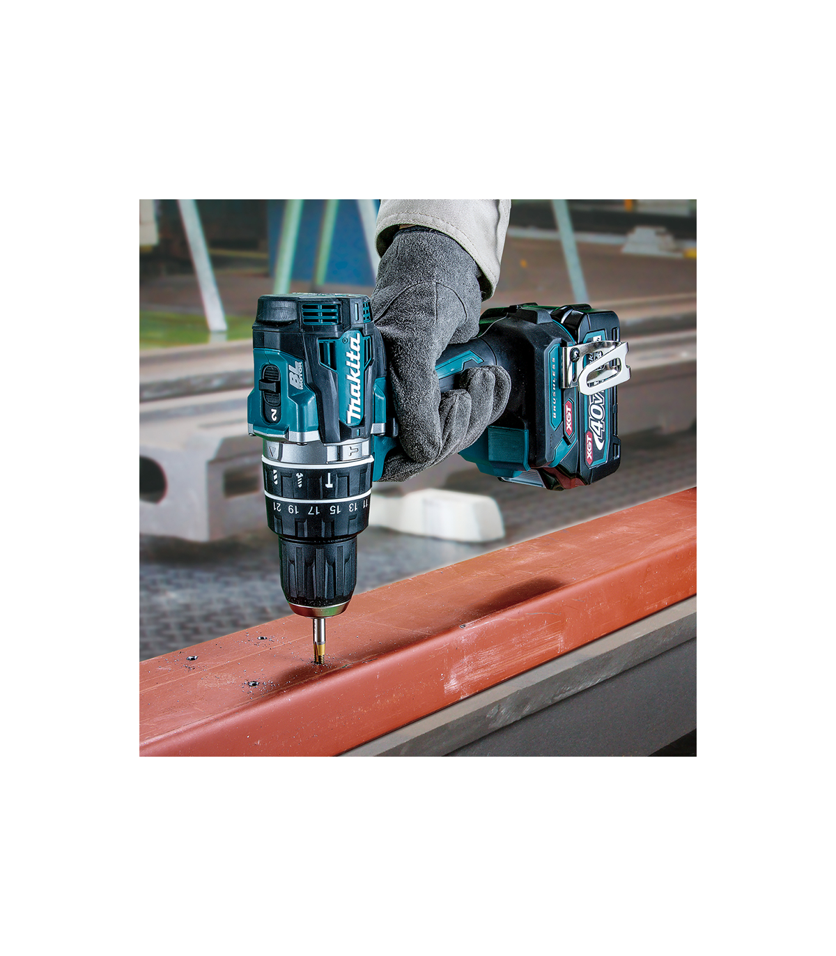 Perceuse-visseuse à percussion 40V 54Nm HP002GZ01 MAKITA