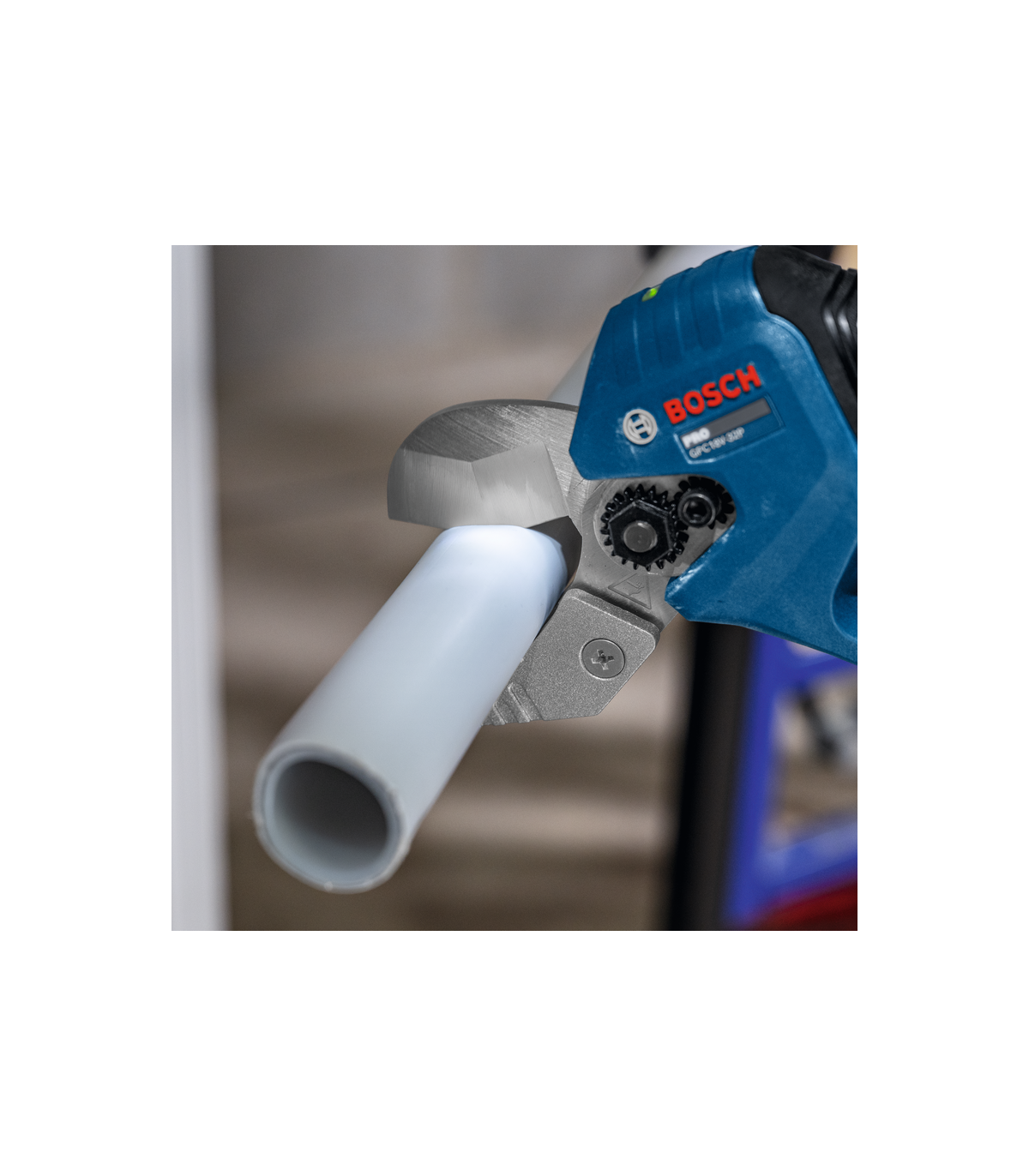 Cisaille à tubes GPC18V-32P BOSCH