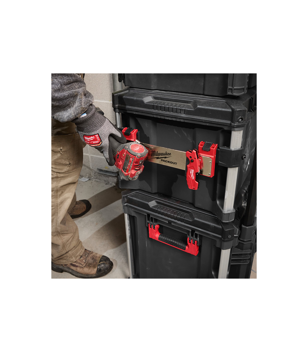 Clip de ceinture latéral magnétique Packout MILWAUKEE